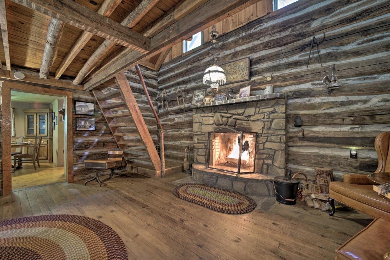 Historic Cabin Grill And Hiking Trail Access! Bryson City Exterior photo
